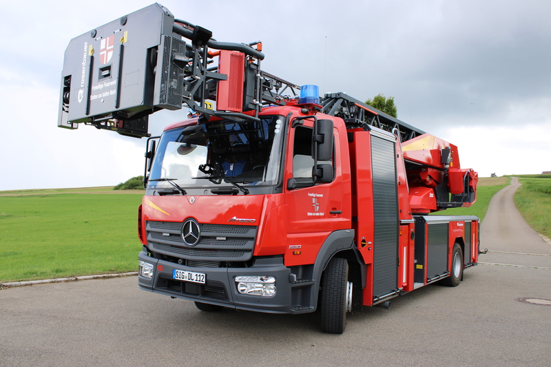 Drehleiter mit Korb (automatisch)